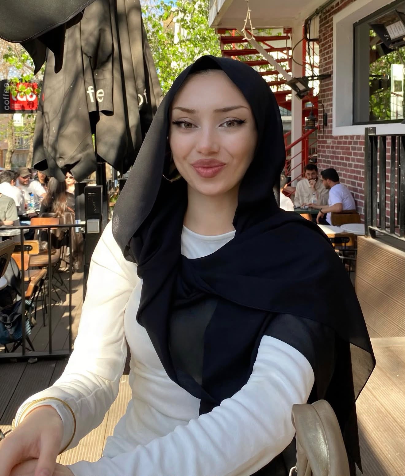 Küçükçobanlı Sevgi Dolu Bayan Bayan Escort Efsane